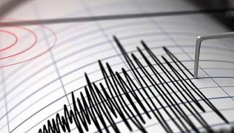 Sındırgı'da Flaş Deprem: 4,3 Büyüklüğünde Sarsıntı Yaşandı!