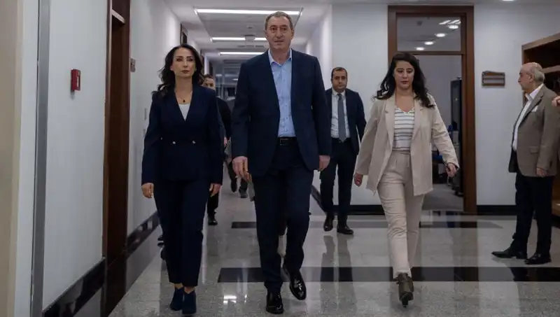 DEM Parti Heyeti, İki Kritik Görüşme İçin Siyasi Tura Çıkıyor