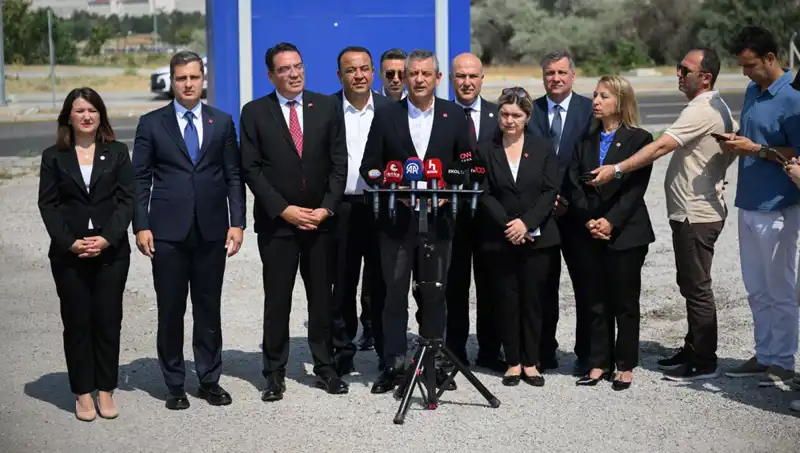 Özgür Özel TUSAŞ’ta: Yerli Savunma Sanayisinde Gelecek Vizyonu