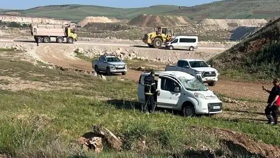 Mardin’de Trafik Kazası: Dört Kişi Yaralandı, Olay Yerinde Panik Hakim!