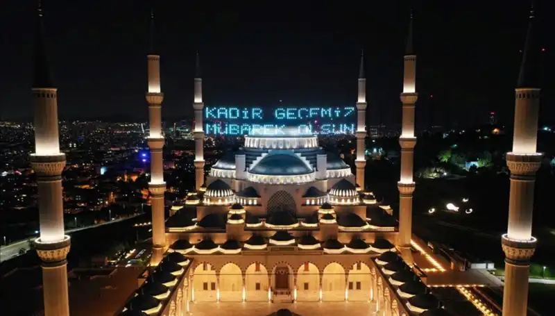 Kadir Gecesi 2025: Ramazan’da Öne Çıkan Bu Kutlu Gece Ne Zaman?